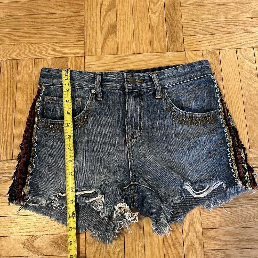 BDG Blue Distressed Jean Shorts with Studs - Picture 5 of 6